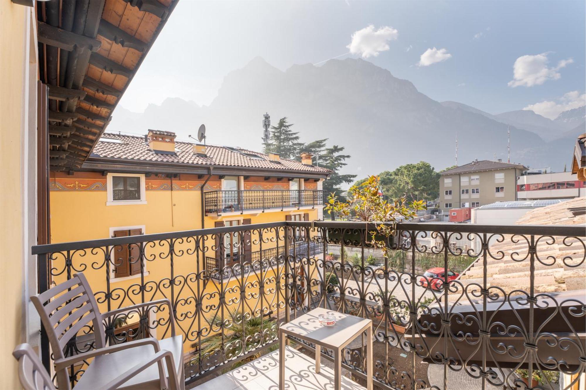 Residence Villa Degli Aranci Riva del Garda Kültér fotó