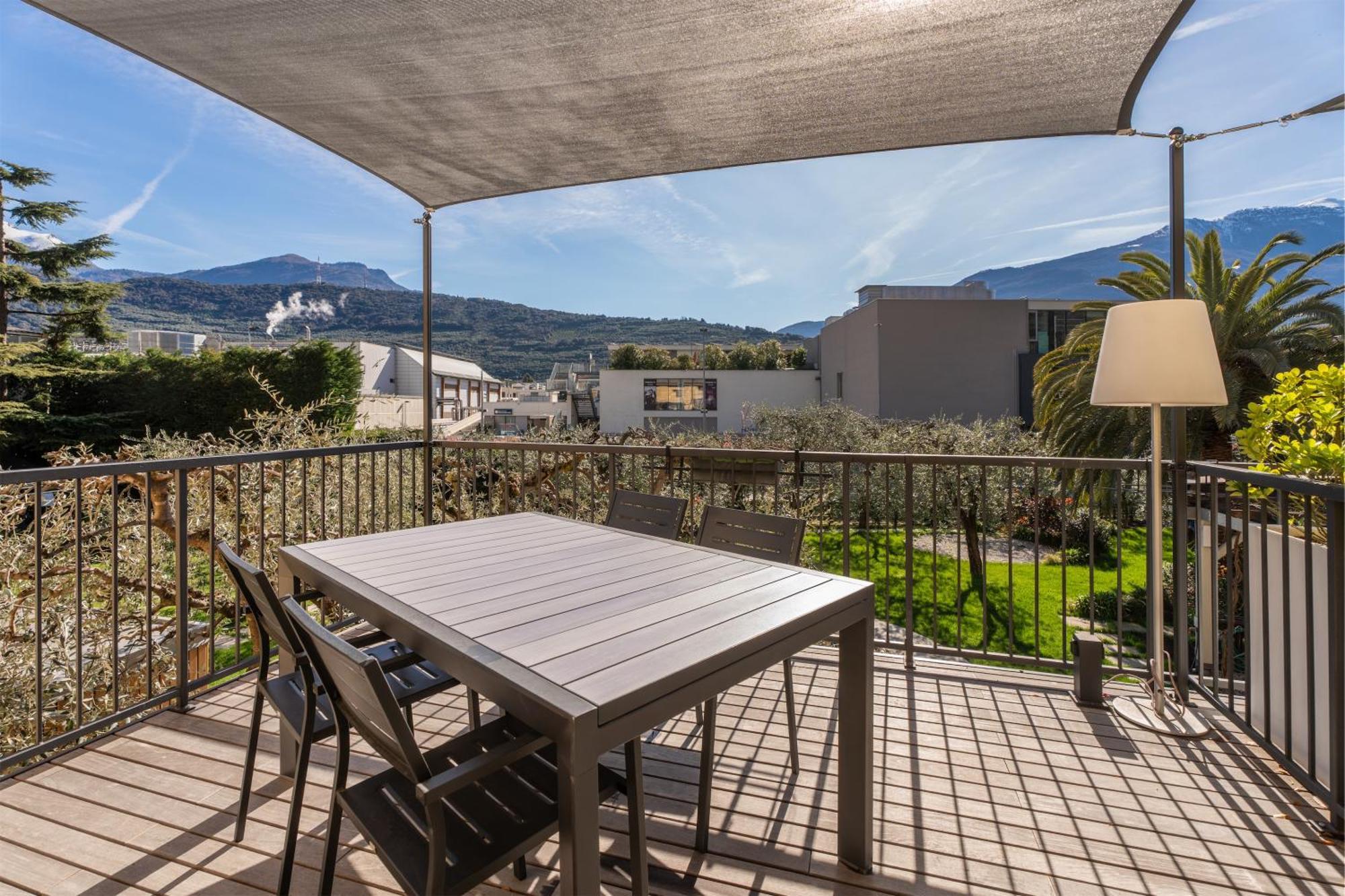 Residence Villa Degli Aranci Riva del Garda Kültér fotó
